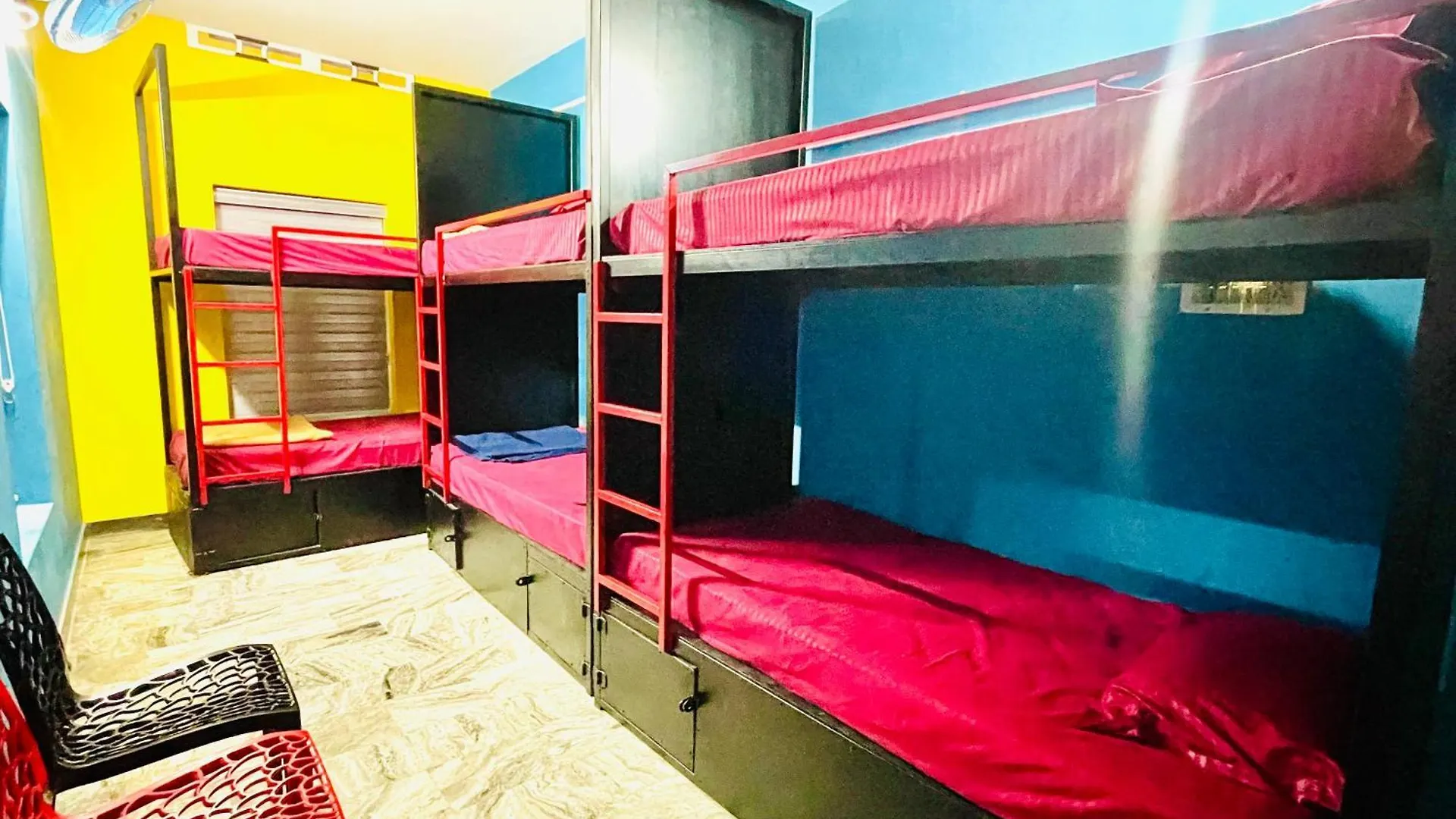 Night Space Hostel Kalpetta 0*,  India