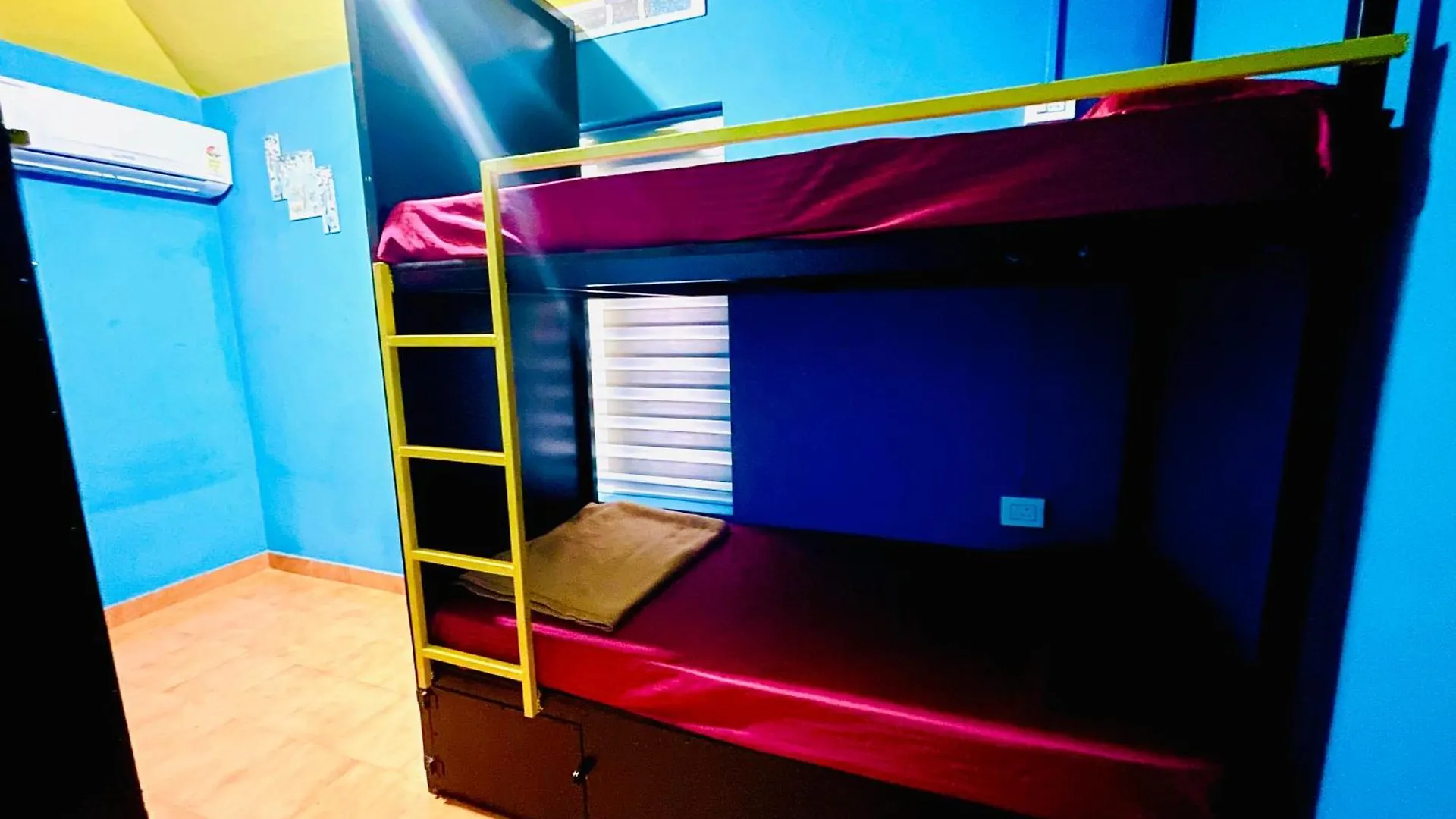 Night Space Hostel Kalpetta