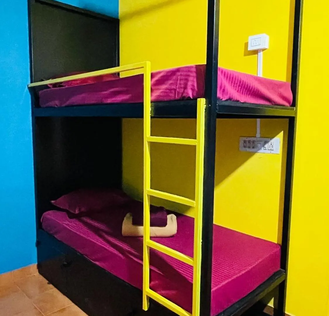 Night Space Hostel Kalpetta